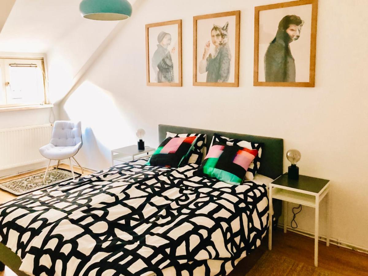 Cozy City Apartment - By Nahuen Suites กราซ ภายนอก รูปภาพ